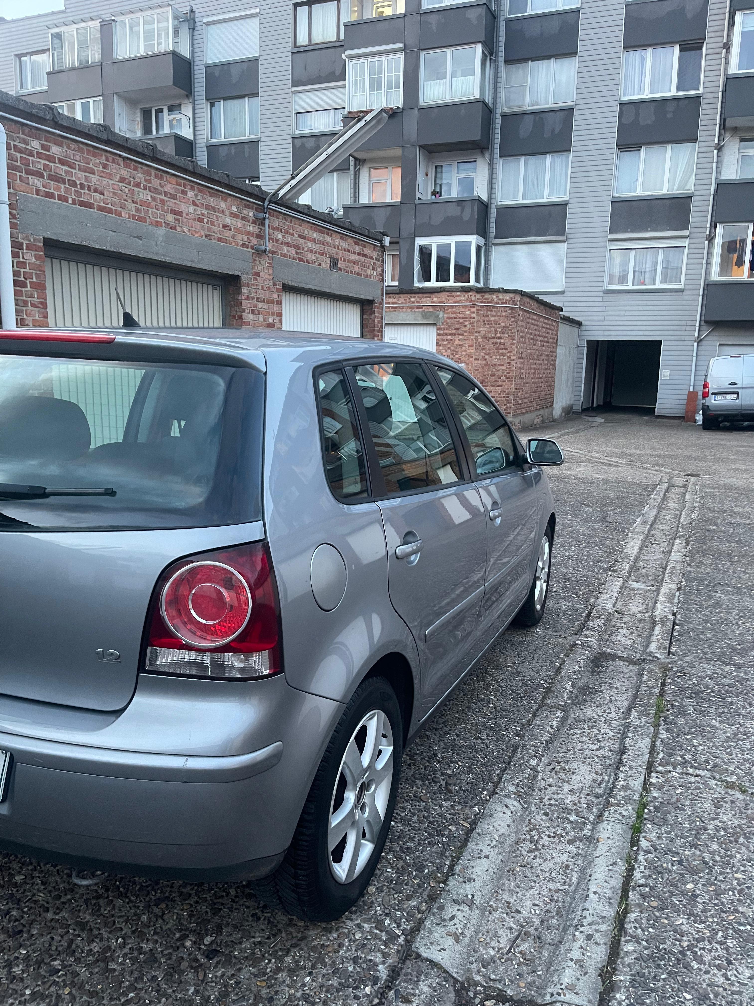 SUZUKI  SWIFT